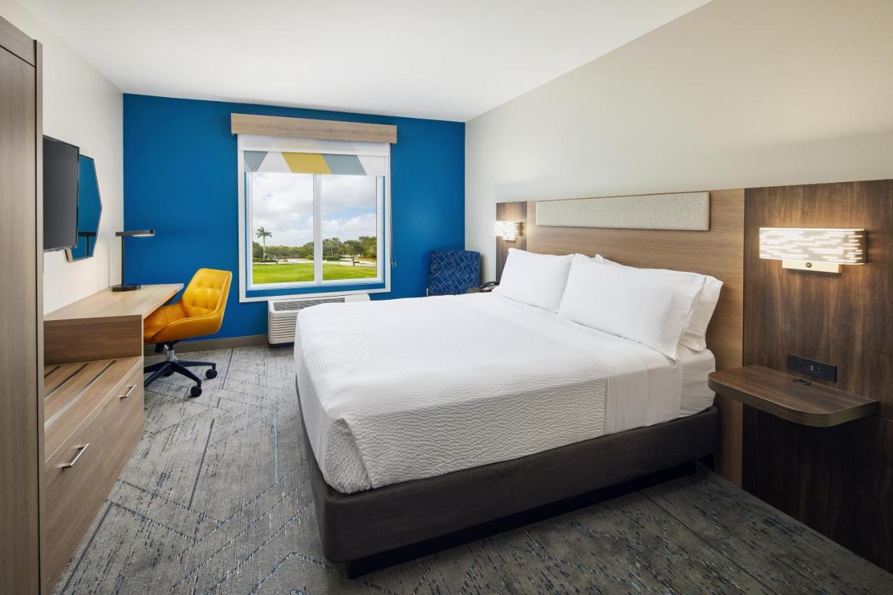 Holiday Inn Express Hotel & Suites Port St. Lucie West By Ihg Extérieur photo