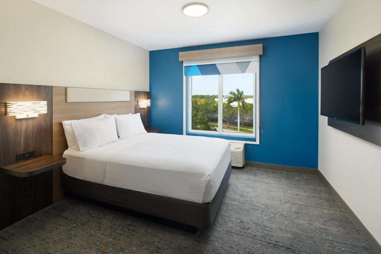 Holiday Inn Express Hotel & Suites Port St. Lucie West By Ihg Extérieur photo