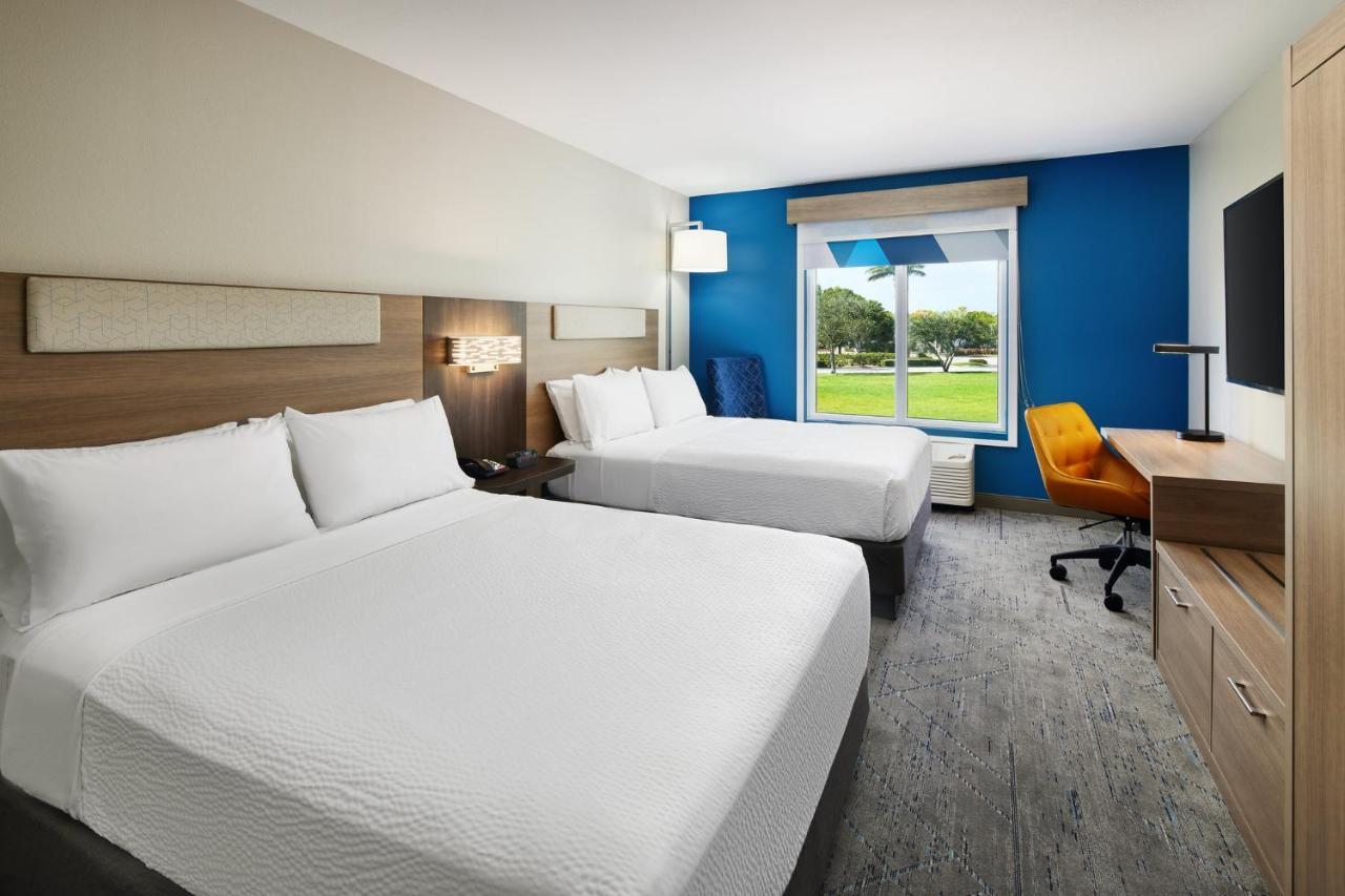 Holiday Inn Express Hotel & Suites Port St. Lucie West By Ihg Extérieur photo